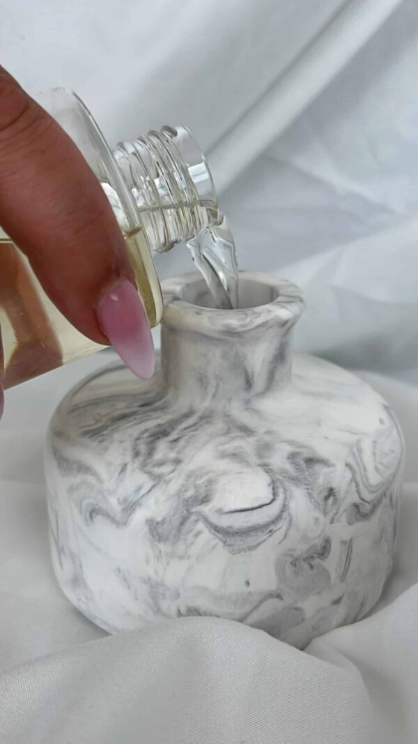 ⁦אגרטל /מפיץ ריח מארי לבן אפור שחור⁩ – תמונה ⁦2⁩