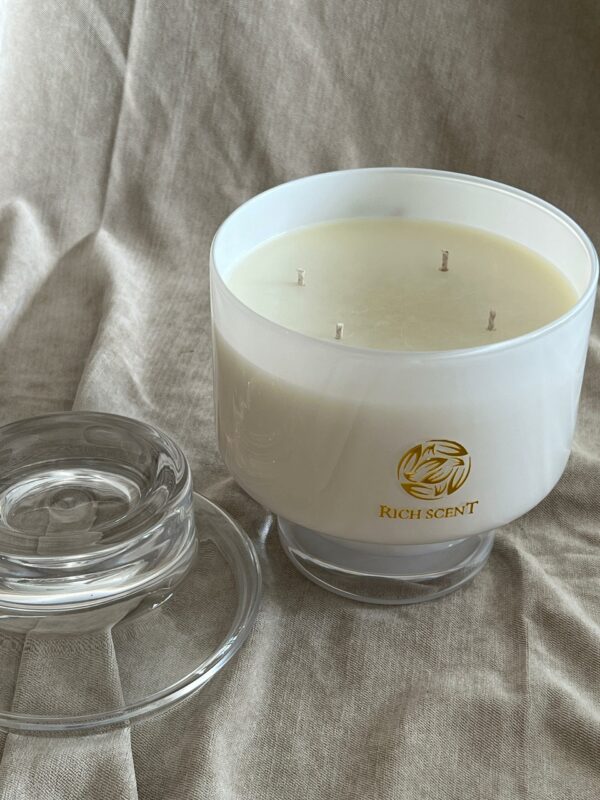 ⁦נר ריצ' דיקסון לבן⁩ – תמונה ⁦2⁩