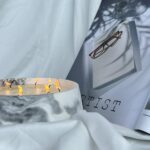 נר פאולה לבן עם נגיעות אפור שחור